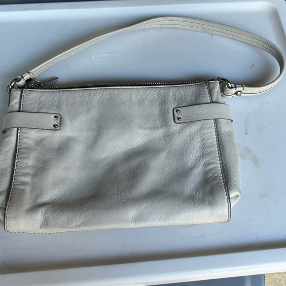 Banana Republic Genuine Cow leather shoulder bag - Picture 2 of 6